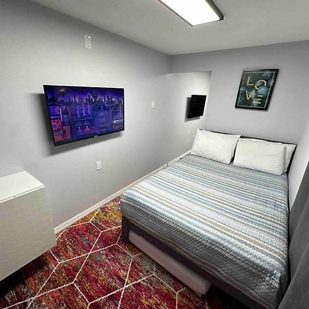 1Bed 1Bath Container Home Centrally Located Cypress Gardens Exteriör bild